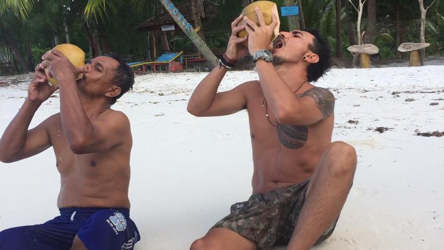 MTMA Eksplor Keindahan Pantai Banggai Laut Sulawesi Tengah Kali ini tim MTMA berkesempatan untuk seru-seruan bareng di beberapa pantai di Kabupaten Banggai Laut Sulawesi Tengah.