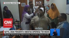 VIDEO: Satya, Anak Penderita Obesitas Diperiksa Tim Medis