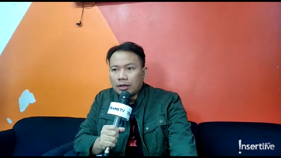 Vicky Prasetyo mengaku saat ini kembali menjalin kedekatan dengan seorang wanita bule. Wanita itu disebut berasal dari negara Rusia.