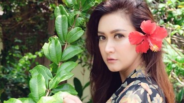 Bahas Bercinta dengan ZL, Millendaru Minta Maaf ke Nafa Urbach