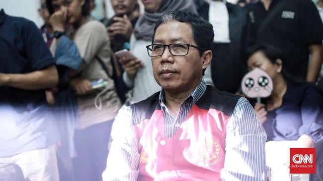 Eks pelaksana tugas ketua umum PSSI Joko Driyono dituntut hukuman dua tahun enam bulan penjara dalam kasus perusakan barang bukti terkait pengaturan skor.