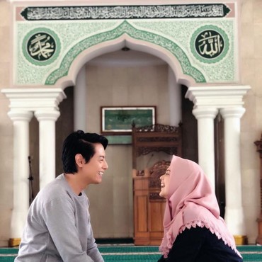 Resmi Bertunangan, Cut Meyriska Sempat Membantah Kabar Itu