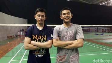 img-title Netizen Meradang Menpora Sebut Fajar-Rian Tunggal Putra yang Belum Dikenal