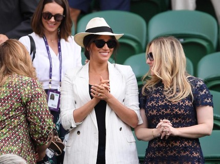 Gaya Kasual Meghan Markle Usai Melahirkan yang Bisa Ditiru Bunda