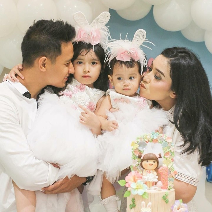 <p>Semoga selalu harmonis ya keluarga kecil Lian Firman. (Foto: Instagram @lianfirman)</p>