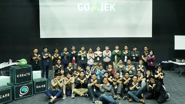 Gojek dan Universitas Indonesia (UI) berkomitmen mencetak 8.000 calon insinyur teknologi berkelas dunia.