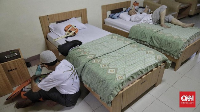 Kemenag siap mengoperasikan 16 asrama haji yang tersebar di sejumlah wilayah di Indonesia sebagai rumah sakit darurat penanganan Virus Corona.