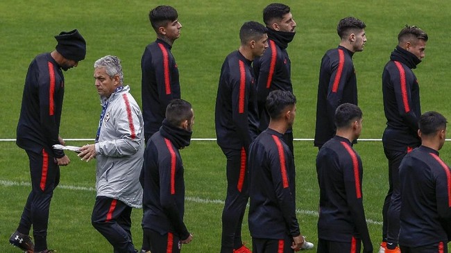 FOTO: Argentina dan Chile Berebut Gelar Hiburan