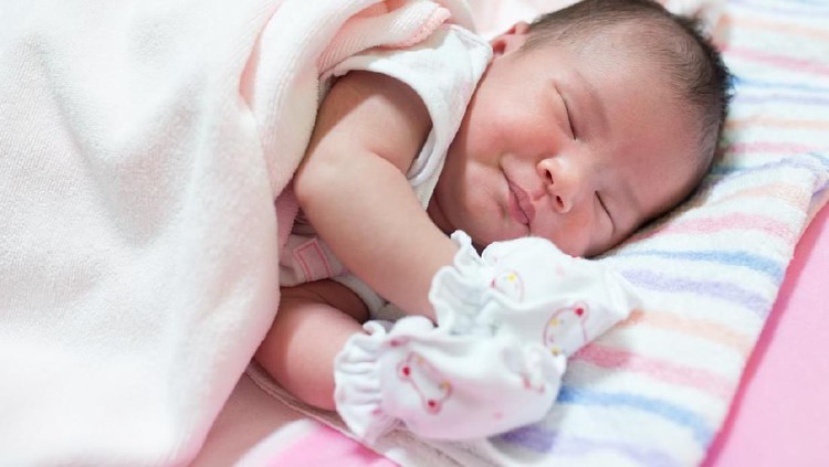 Bunda diprediksi melahirkan anak perempuan? Nama bayi selain Puan yang memiliki makna anak perempua bisa dijadikan pilihan.