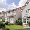 A row of detatched properties on a housing estate in the UK.