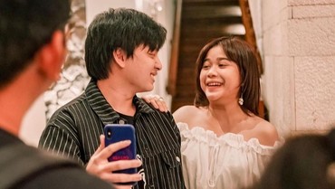 img-title Lirik Lagu Sejauh Dua Benua - Arsy Widianto, Brisia Jodie