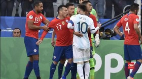 VIDEO: Kartu Merah Messi Nodai Kemenangan Argentina