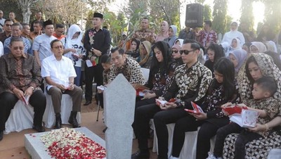 Cara Keluarga Kenang Ani Yudhoyono di Hari Ulang Tahunnya