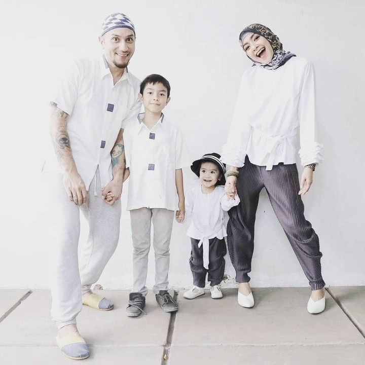 Gary Iskak menikah dengan Richa Novisha pada 2009 silam. (Foto: Instagram @iskak_gary)<span class="im"><br /></span>