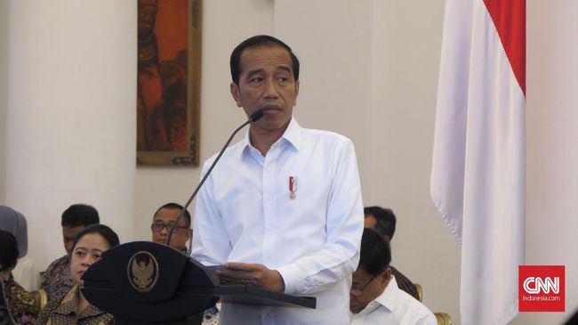 Jokowi Janji Secepatnya Putuskan Amnesti untuk Baiq Nuril Presiden Jokowi memastikan segera ambil keputusan terkait amnesti untuk Baiq Nuril jika rekomendasi-rekomendasi dari kementerian terkait sudah di atas mejanya.