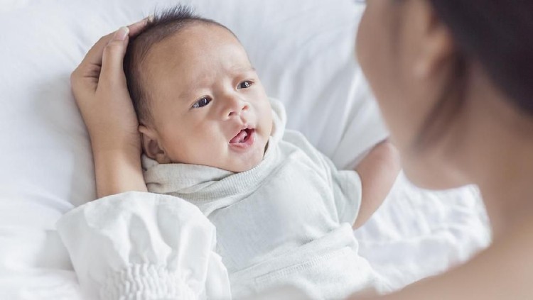 Nama dari Bahasa Indonesia juga bisa lho Bunda jadikan ide dalam memberi nama bayi.