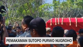 VIDEO: Sutopo Purwo Nugroho Dimakamkan
