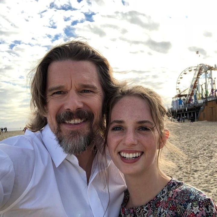 <p>Maya juga pernah menemani sang ayah, Ethan, saat menghadiri acara F<em>ilm Independent #spiritawards</em>. (Foto: Instagram @ethanhawke)</p>