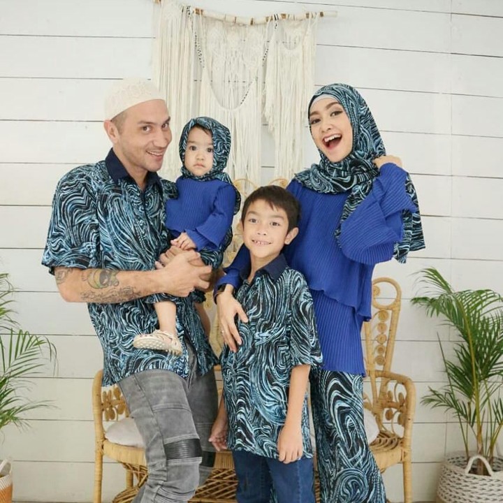 Gary dan Richa juga semakin terlihat religius ya, Bun. (Foto: Instagram @iskak_gary)