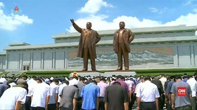 VIDEO: Korut Peringati 25 Tahun Kematian Kim Il-sung