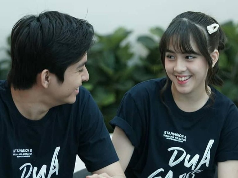 Film Dua Garis Biru akan segera tayang di bioskop Kamis ini. Salah satu yang paling ditunggu ialah penampilan dari kedua bintang utamanya, Zara dan Angga.