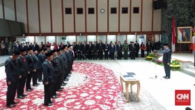 Lantik 15 Pejabat Hasil Lelang, Anies Titip RPJMD DKI
