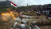 FOTO: Romantisme Dentum Kuluwung di Bogor Kuluwung berdentum saat dibunyikan, layaknya suasana perang di zaman kolonial Belanda.
