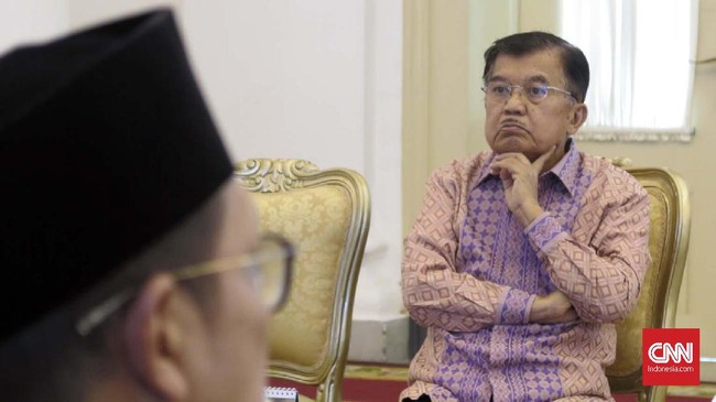 Wapres Jusuf Kalla mengaku Rizieq Shihab memiliki kendala untuk pulang meski pemerintah tak pernah melarangnya untuk kembali ke Indonesia.