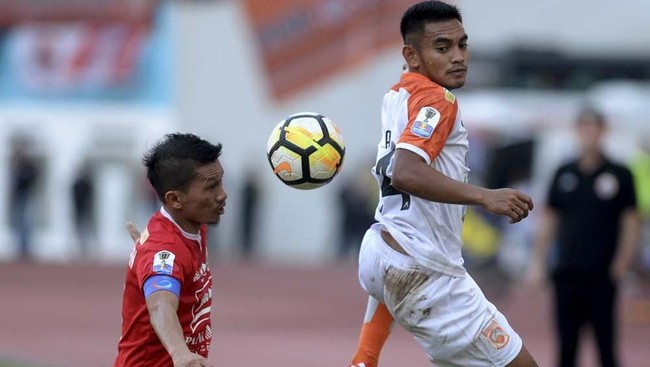 Berikut prestasi terbaik yang pernah diraih klub-klub Ibu Kota Indonesia, Kalimantan Timur, di sepanjang kompetisi sepak bola profesional Indonesia.