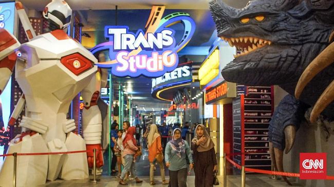 Pengunjung setia Trans Studio Cibubur sudah bisa memesan tiket mulai hari ini 1 Mei 2021 untuk kedatangan di tanggal 14-31 Mei 2021.