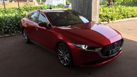 Alasan Mazda Berani Letakkan 3 di Jepitan Civic dan Corolla