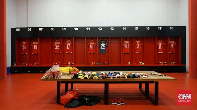 Kitman merupakan salah satu kunci di balik layar kesuksesan sebuah tim sepak bola, tidak terkecuali sukses Persija Jakarta di Liga 1 musim lalu.