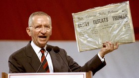 Miliuner dan Mantan Kandidat Presiden AS Ross Perot Meninggal
