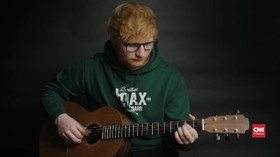 VIDEO: Ed Sheeran Buat Gitar 'Murah' Edisi Khusus