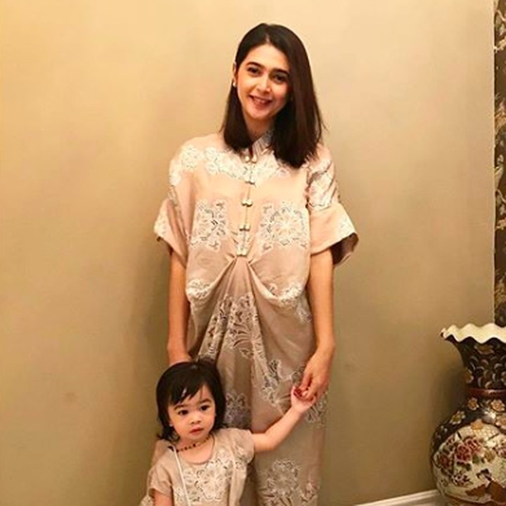 <p>Nabila Syakieb baru saja mengumumkan kehamilan anak keduanya. Sebelumnya diketahui jika abila melahirkan anak pertamanya pada Februari 2018. (Foto: Instagram @nsyakieb85)</p>