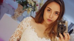 Transformasi Salmafina Sunan dari Berhijab hingga Tampil Seksi