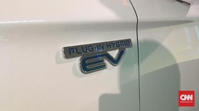 Lembaga Lingkungan Eropa Ragu Klaim Rendah Emisi Mobil PHEV