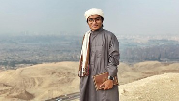 img-title Taqy Malik Lelang Jam Tangan, Laku Rp1,1 Miliar