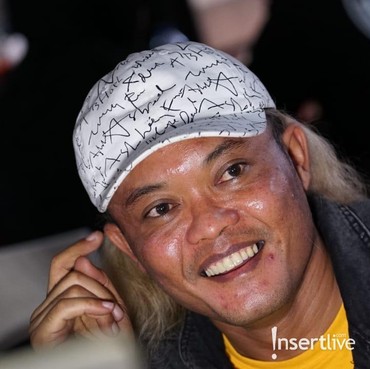 Sule Cover Lagu 'Rungkad', Patah Hati Nathalie Holscher Dilamar Faris?