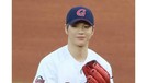 Usai lama menghilang&comma; Kang Daniel tampil di pertandingan NC Dinos Vs Lotte Giants sebagai pelempar bola pada Selasa &lpar;9&sol;7&rpar;&period;