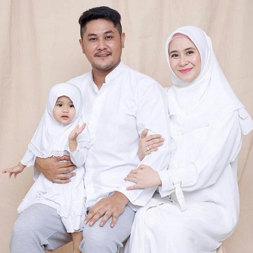 Selamat! Ryana Dea Lahirkan Anak Kedua