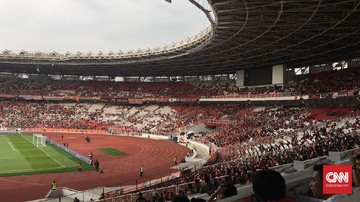 Tiket untuk laga panas Indonesia vs Vietnam habis terjual. Polisi mengimbau warga yang tak menonton langsung agar menghindari kawasan Senayan, esok.