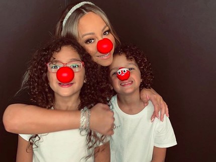 7 Momen Manis Mariah Carey bersama Anak Kembarnya, Roc & Roe