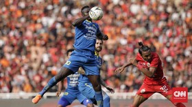 Persib Bandung vs PSS Sleman Imbang di Babak Pertama