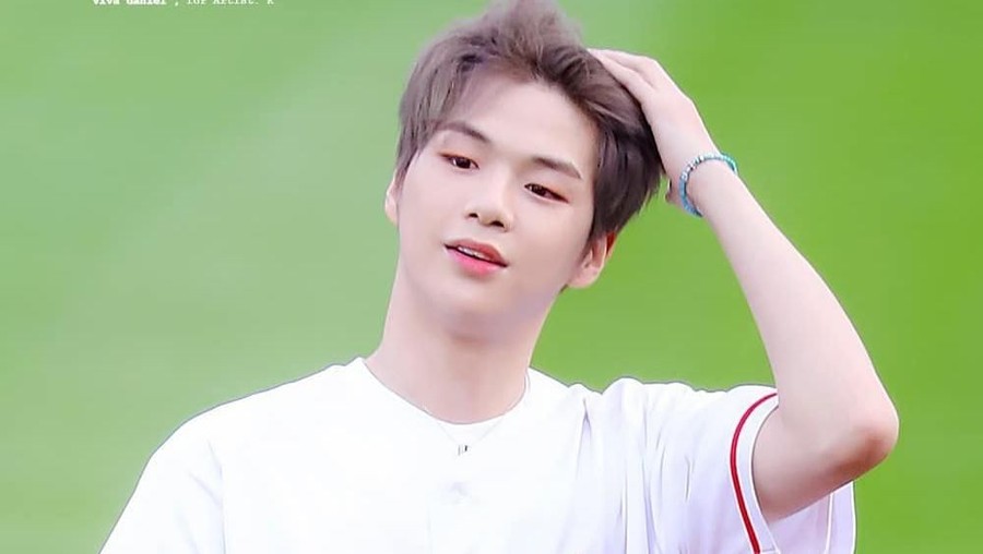 Kang Daniel akhirnya memutus kontraknya secara resmi dengan agensi lamanya, LM Entertainment