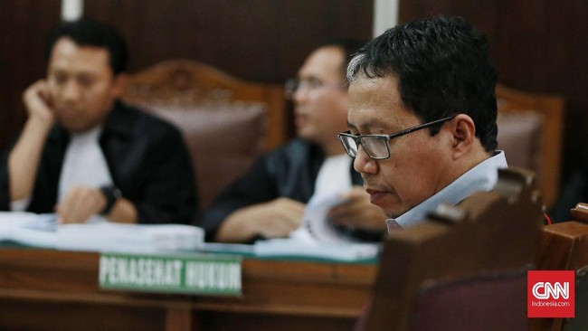 Mustofa Abidin selaku kuasa hukum Joko Driyono menyebut ada kesesatan fakta dalam kasus yang menjerat mantan Ketua Umum PSSI tersebut.