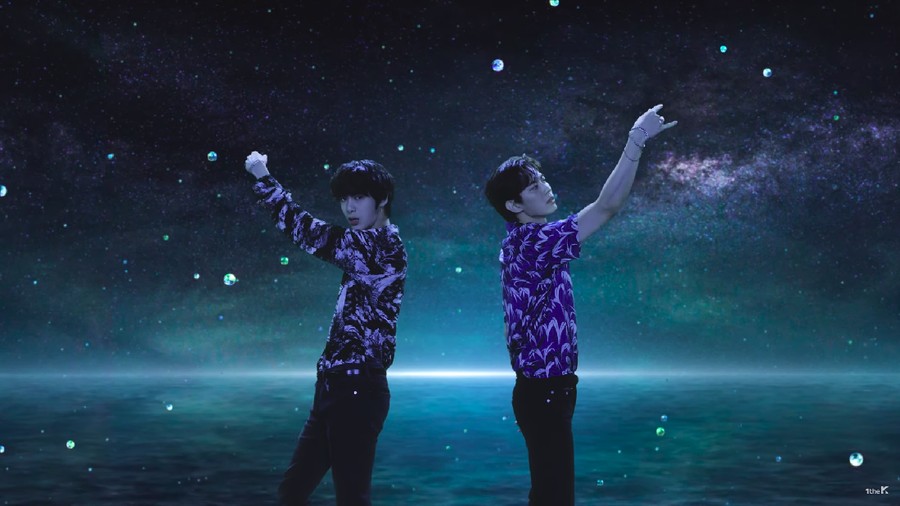 Lirik Cool Love - Hyungwoon Monsta X feat Hongbin VIXX Hongbin VIXX dan Hyungwoon Monsta X rilis lagu kolaborasi mereka yang berjudul Cool Love