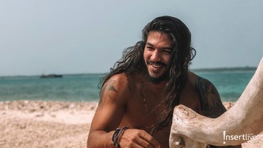 img-title Menjelajahi Keindahan Pulau Liwungan di Banten
