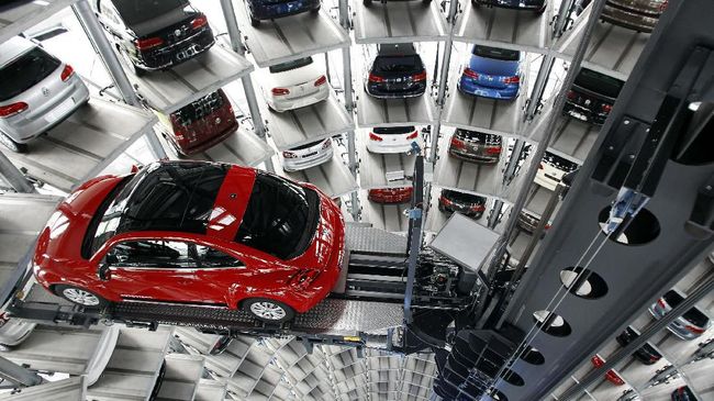 Penjualan Mobil di Eropa 2021 Turun 1,5 Persen Penurunan penjualan di Eropa tahun lalu diakui terendah dalam 5 tahun terakhir.