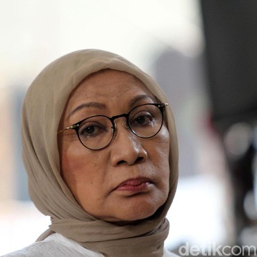 Terpopuler: Ratna Sarumpaet Bongkap Penyakit Anak vs Cara Keluar dari WA Grup Diam-diam